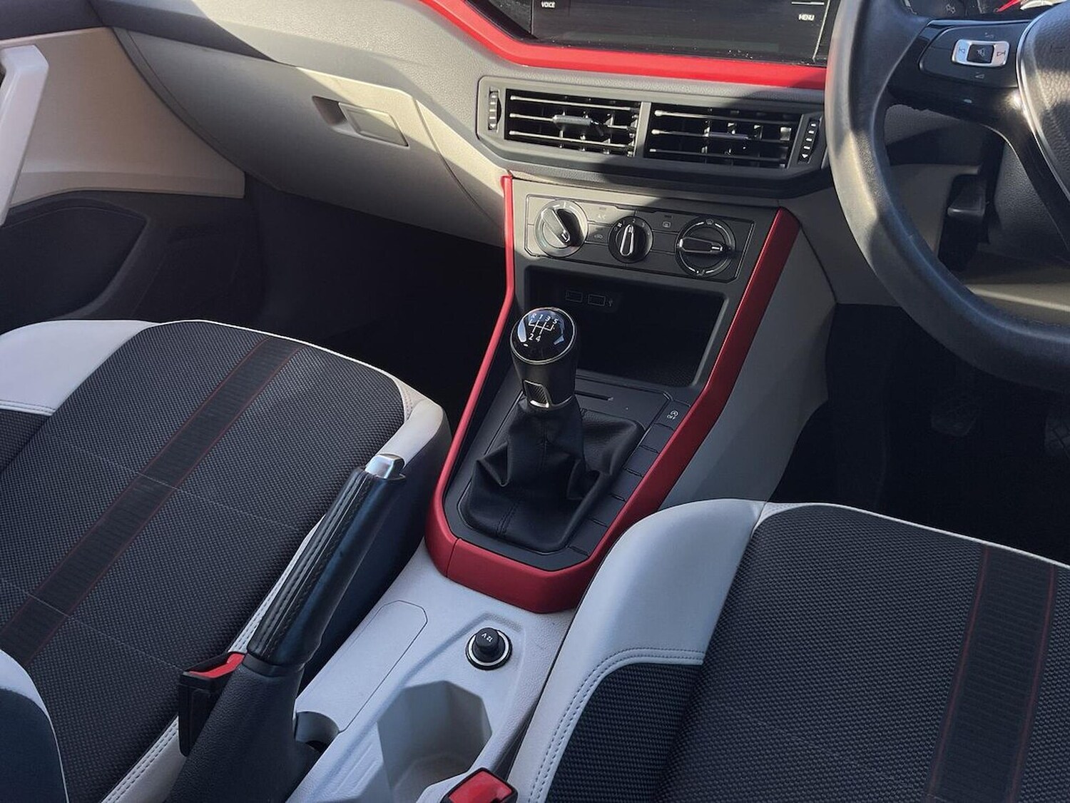 Used Volkswagen Polo 2018 for sale - 76605606: Photo 13