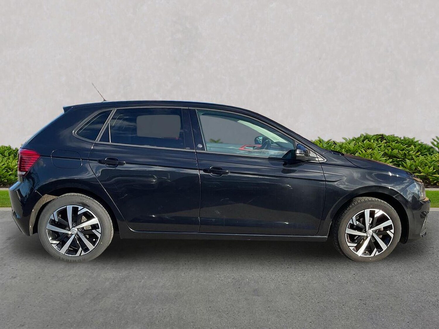 Used Volkswagen Polo 2018 for sale - 76605606: Photo 3