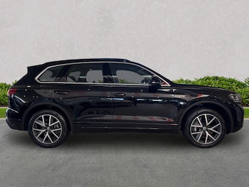 Used Volkswagen Touareg 2026 for sale - 79335452: Photo