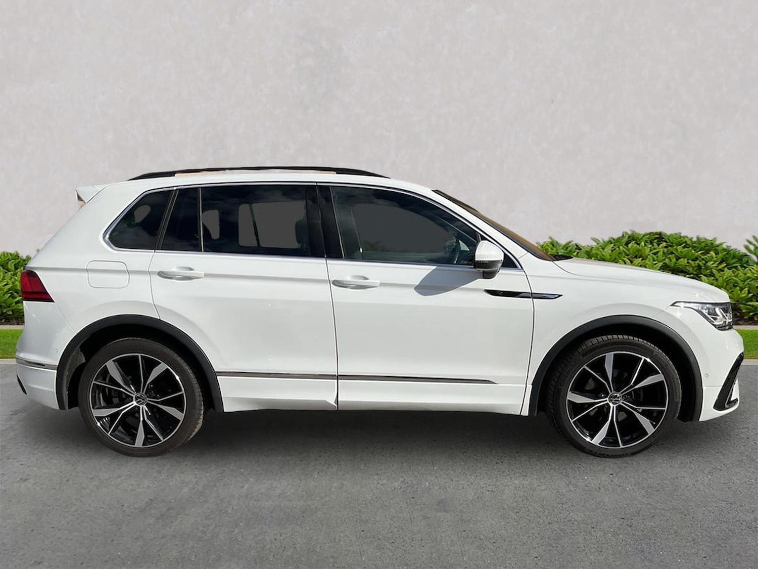 Used Volkswagen Tiguan 2022 for sale - 76347020: Photo 3