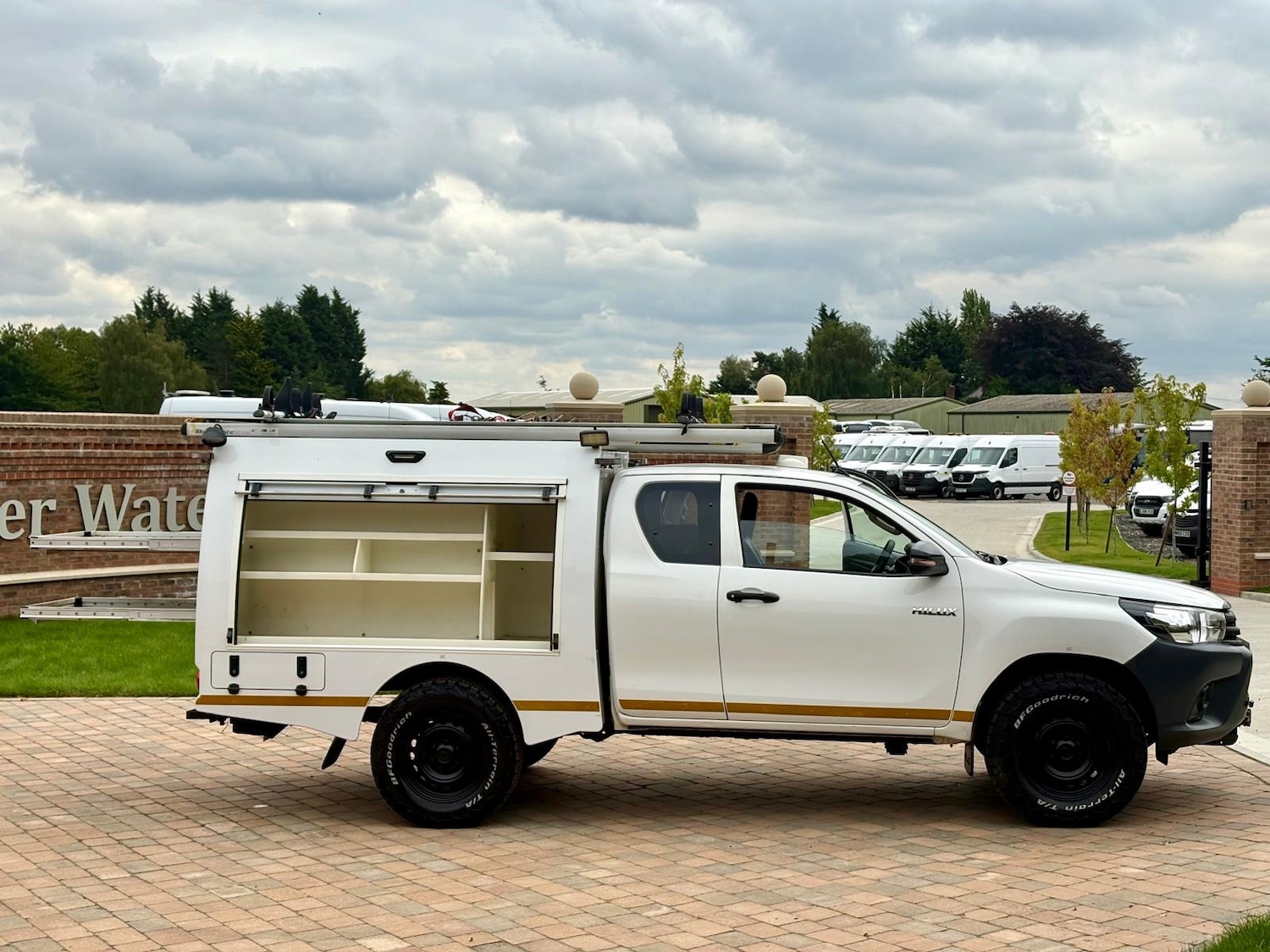 Used Toyota Hilux 2020 for sale - 75413254: Photo 2