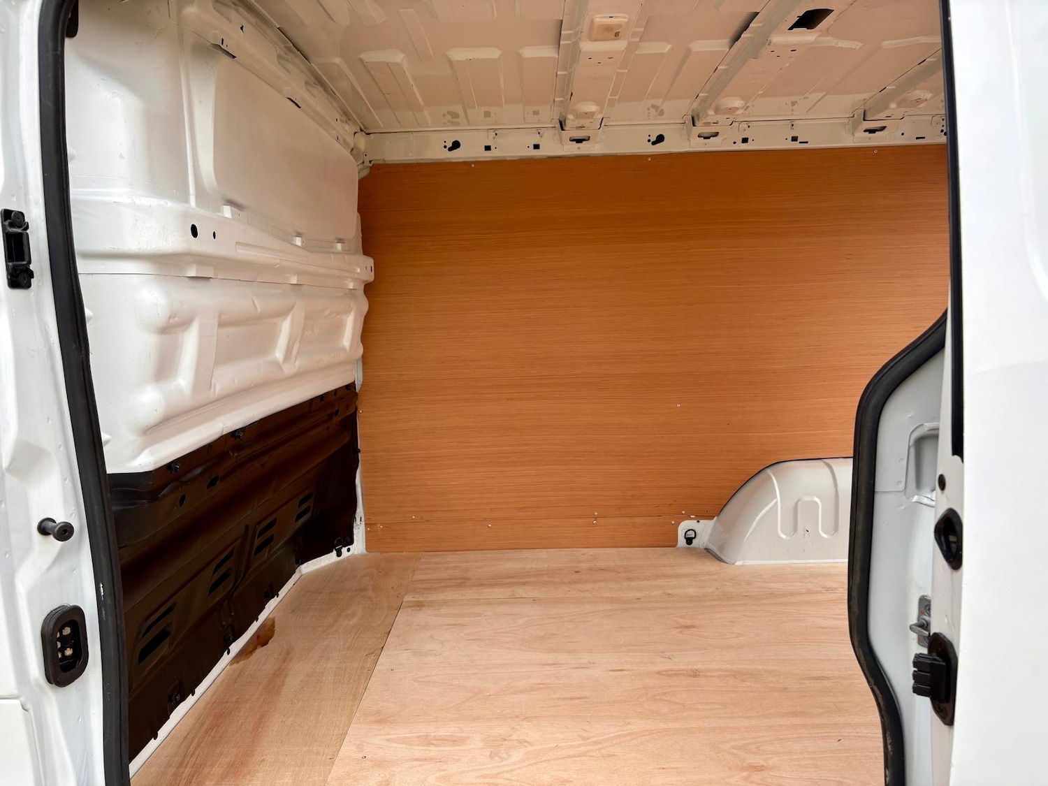 Used Vauxhall Vivaro 2019 for sale - 76431176: Photo 9