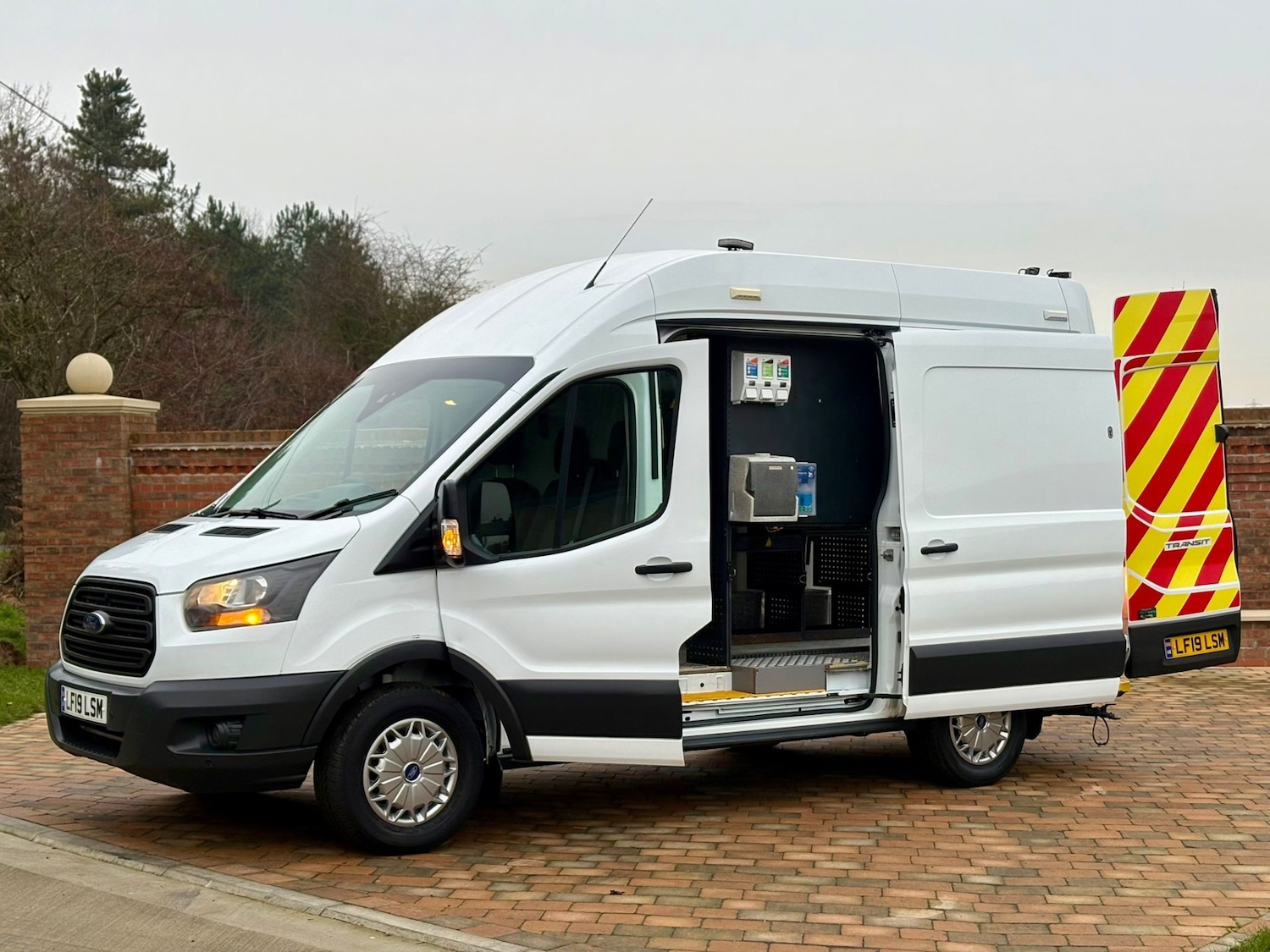 Used Ford Transit 2019 for sale - 77140958: Photo 2