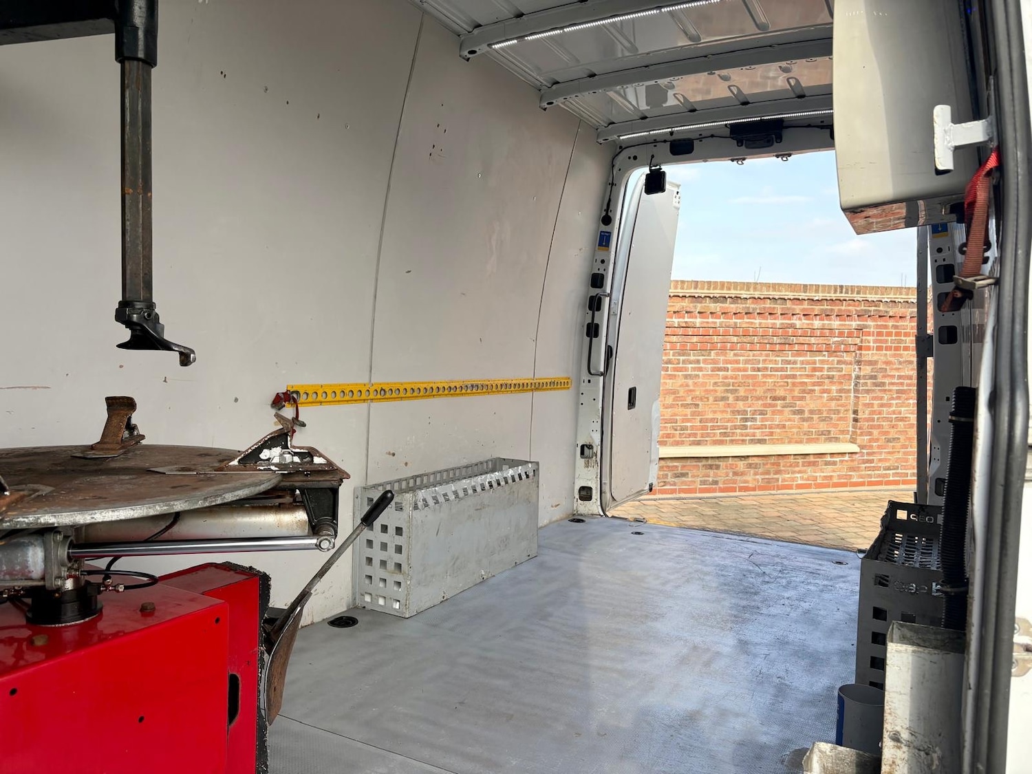 Used Mercedes-Benz Sprinter 2019 for sale - 77954118: Photo 12