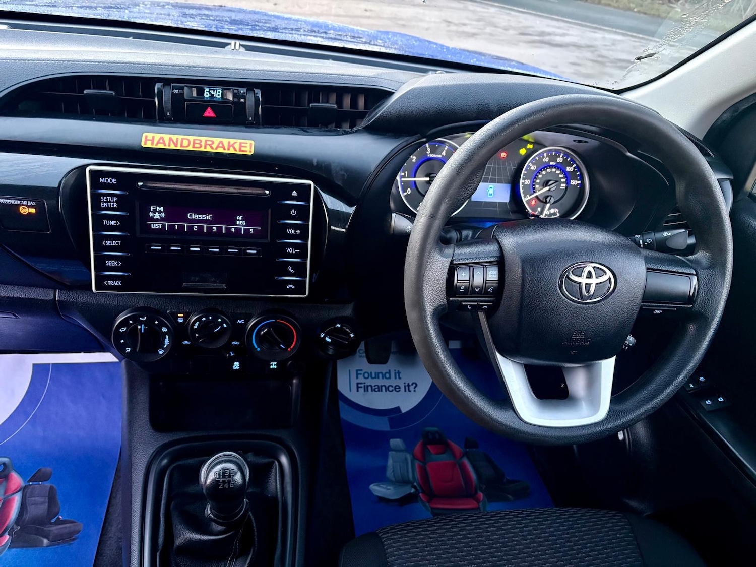 Used Toyota Hilux 2018 for sale - 77117530: Photo 12