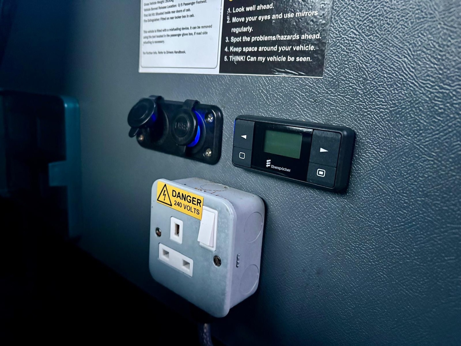 Used Toyota Hilux 2018 for sale - 77117530: Photo 13