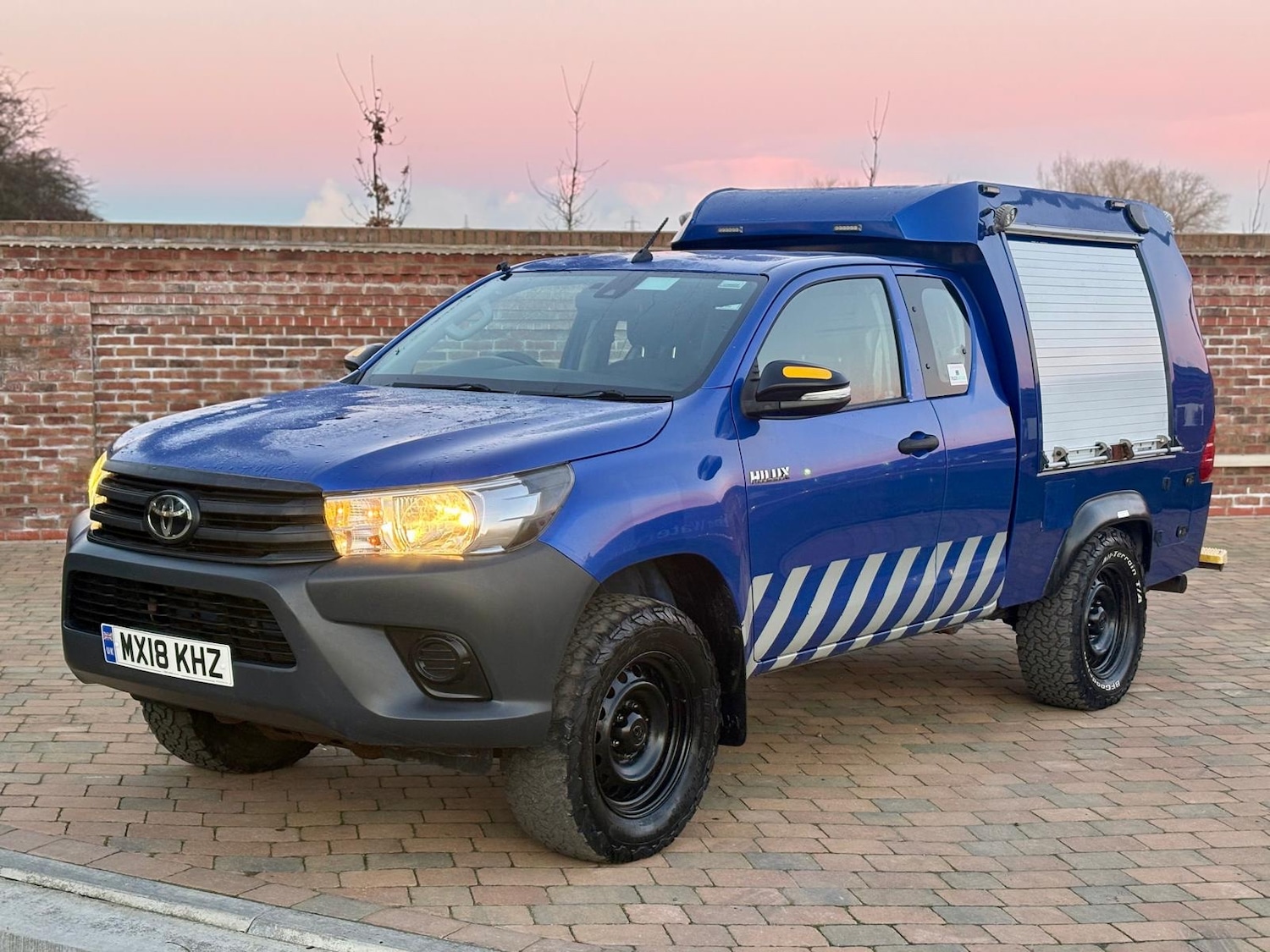 Used Toyota Hilux 2018 for sale - 77117530: Photo 4