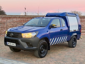 Used Toyota Hilux 2018 for sale - 77117530: Photo