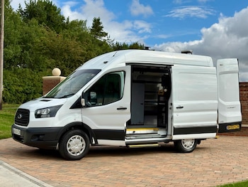 Used Ford Transit 2018 for sale - 75341032: Photo