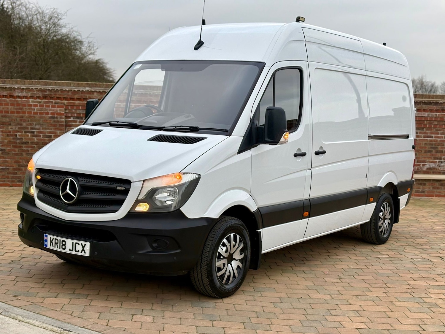 Used Mercedes-Benz Sprinter 2018 for sale - 77965326: Photo 4