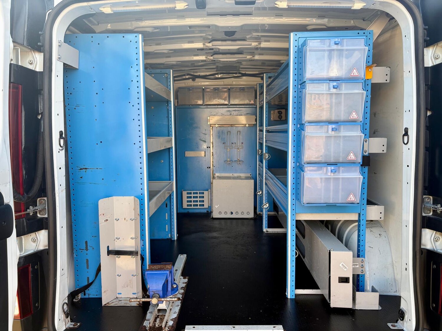 Used Vauxhall Vivaro 2017 for sale - 77844857: Photo 8