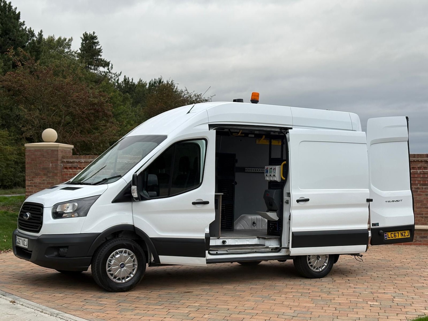 Used Ford Transit 2018 for sale - 76198706: Photo 2