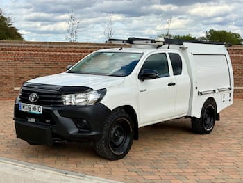 Used Toyota Hilux 2018 for sale - 79706326: Photo