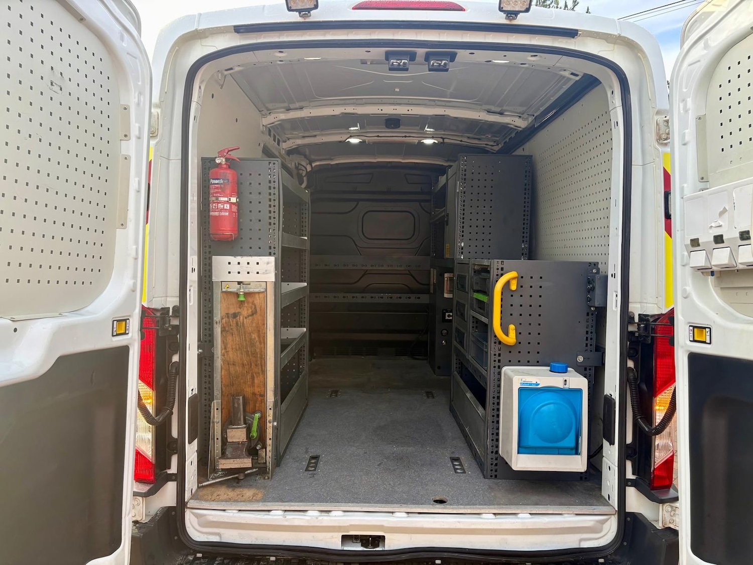 Used Ford Transit 2018 for sale - 76974113: Photo 8