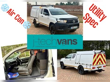 Used Toyota Hilux 2018 for sale - 79706331: Photo