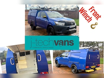 Used Toyota Hilux 2019 for sale - 76694687: Photo