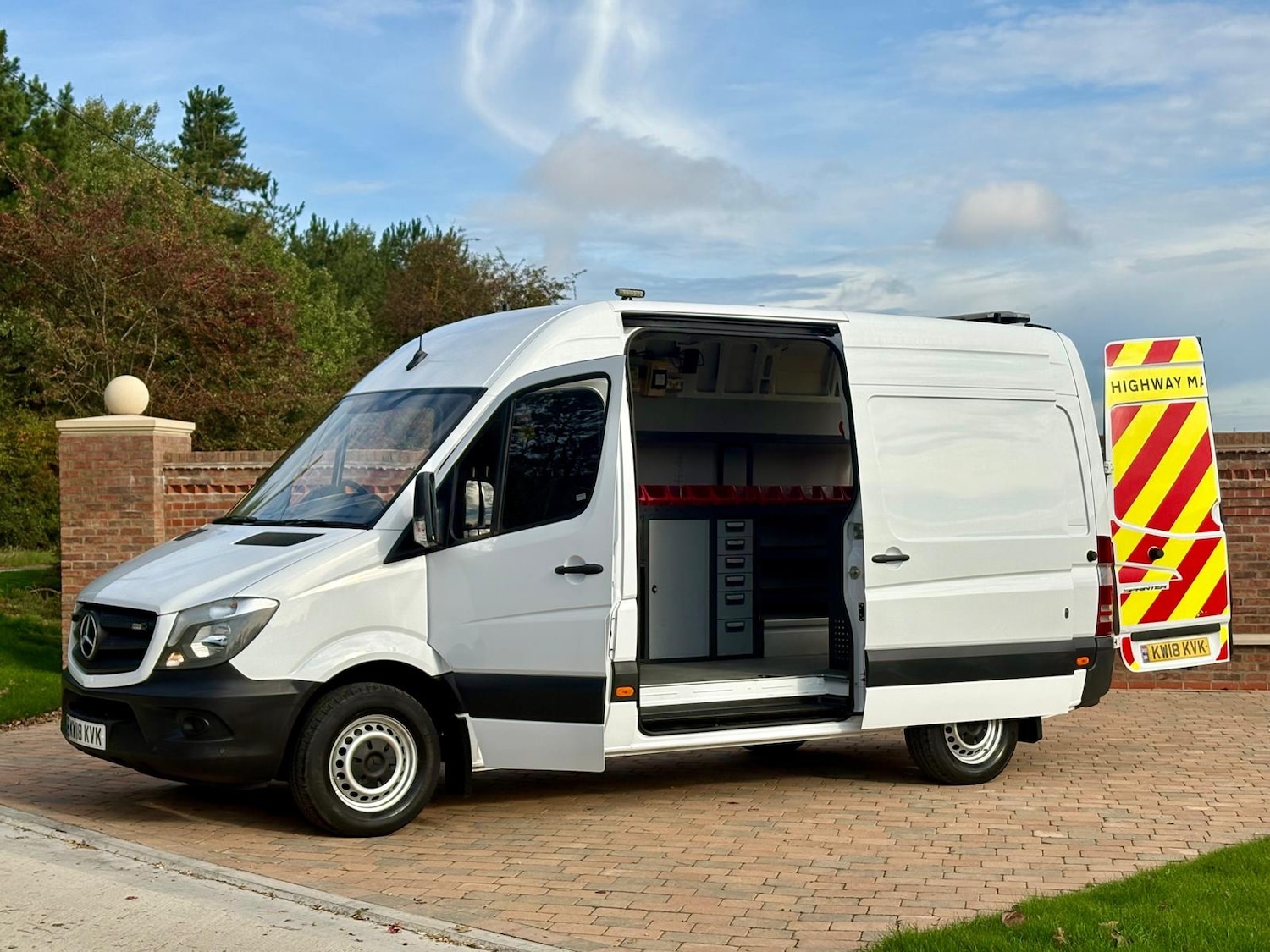 Used Mercedes-Benz Sprinter 2018 for sale - 76268793: Photo 2