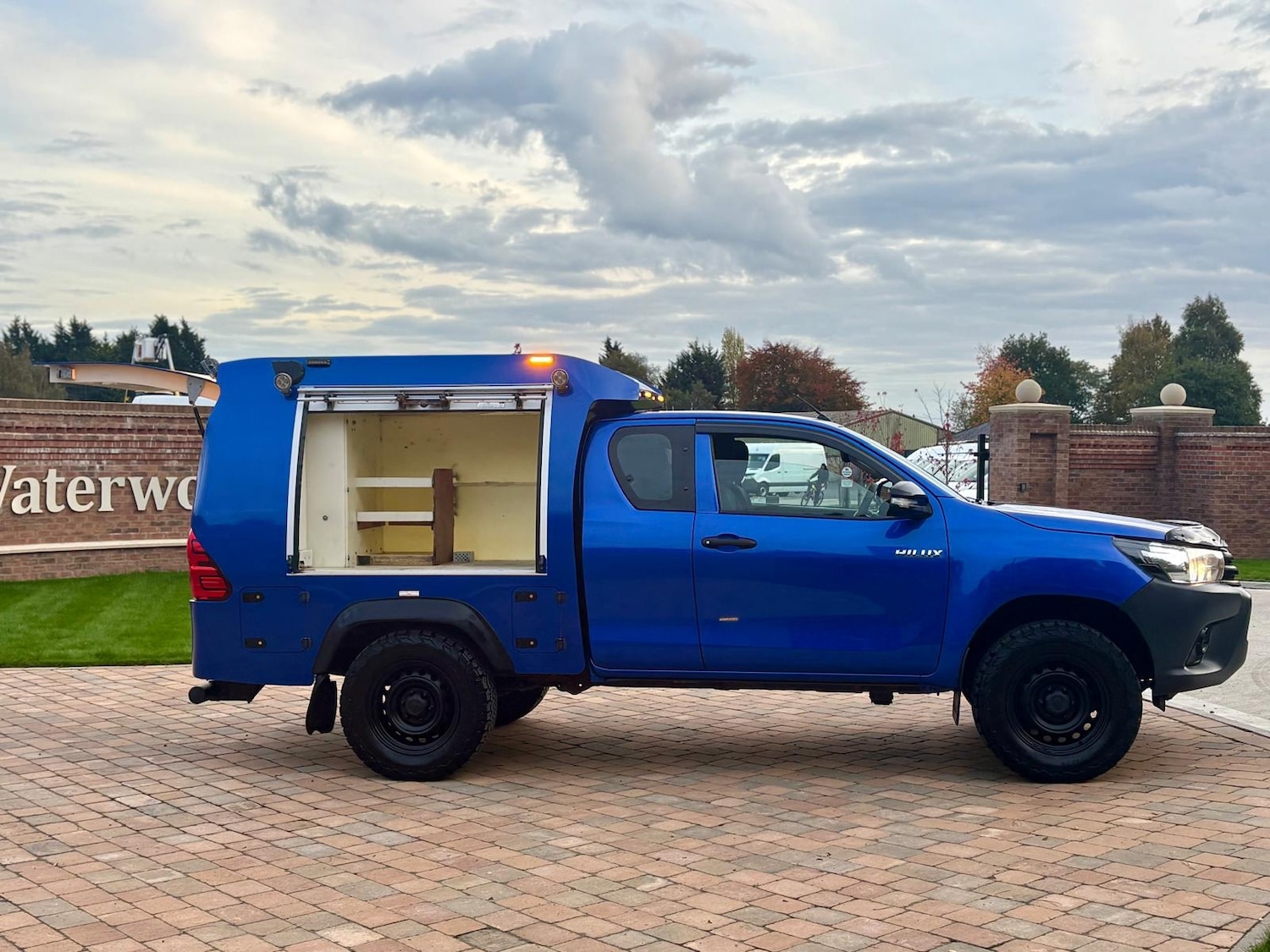 Used Toyota Hilux 2018 for sale - 76343925: Photo 7
