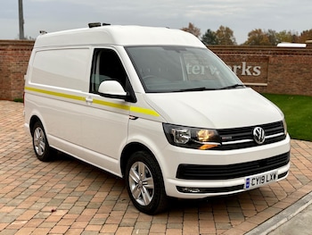 Used Volkswagen Transporter 2019 for sale - 76527299: Photo