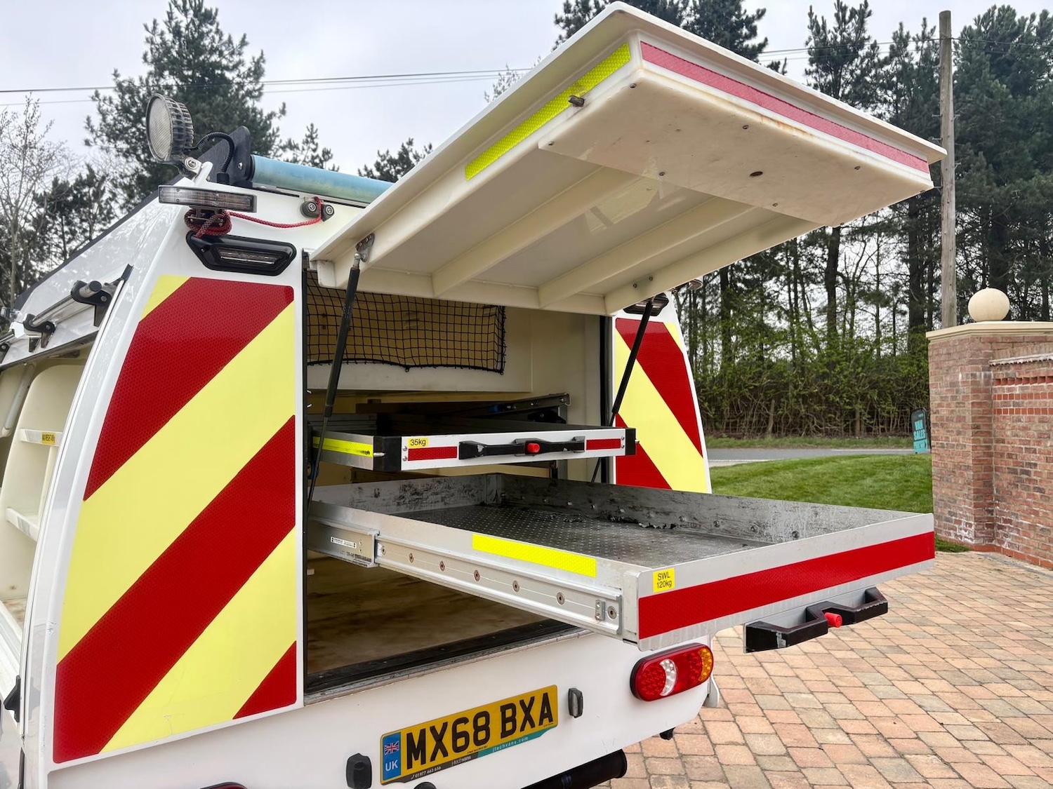 Used Toyota Hilux 2018 for sale - 77965382: Photo 8