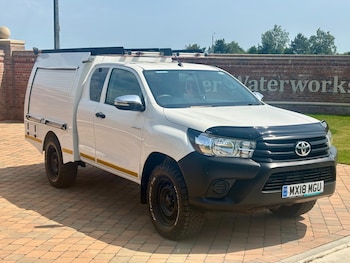 Used Toyota Hilux 2018 for sale - 78973801: Photo
