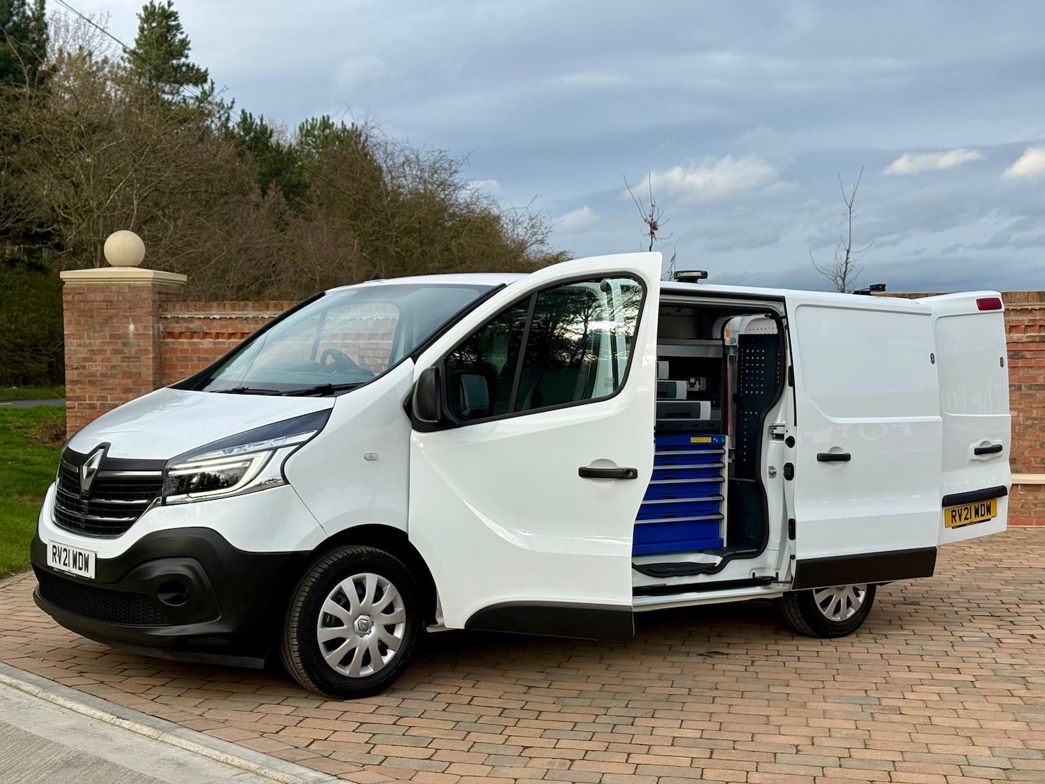 Used Renault Trafic 2021 for sale - 77934116: Photo 2