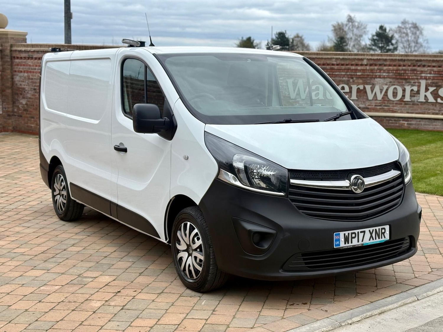 Used Vauxhall Vivaro 2017 for sale - 78018737: Photo 3