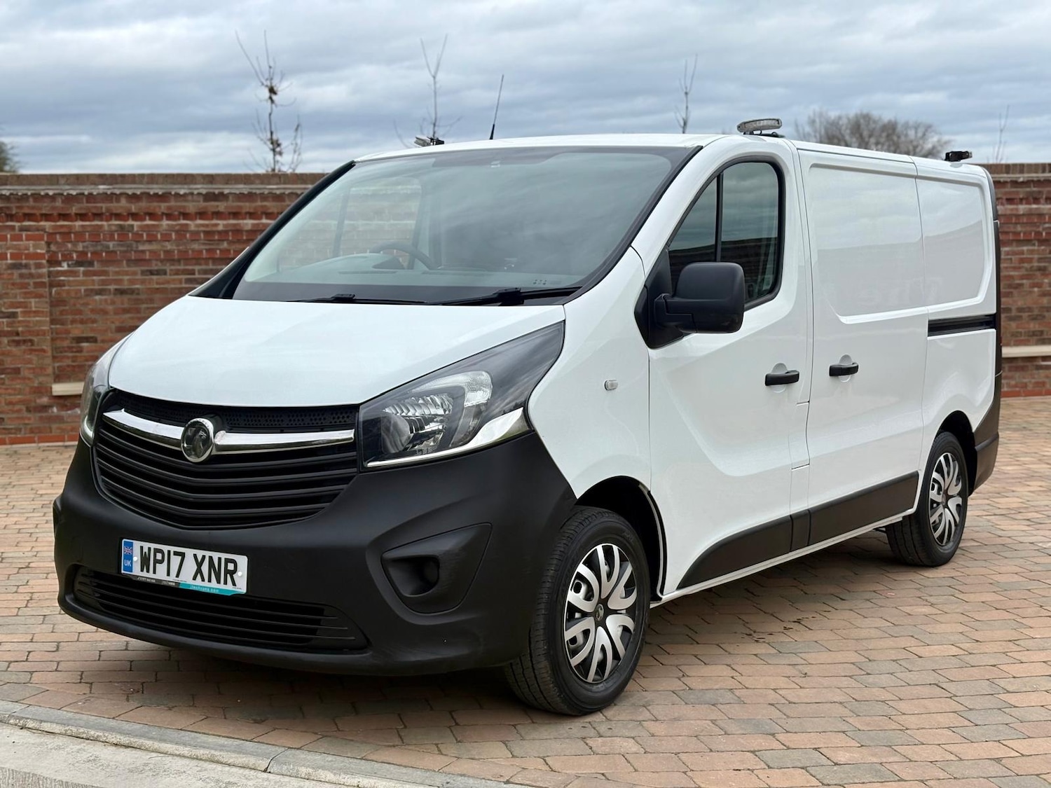 Used Vauxhall Vivaro 2017 for sale - 78018737: Photo 4