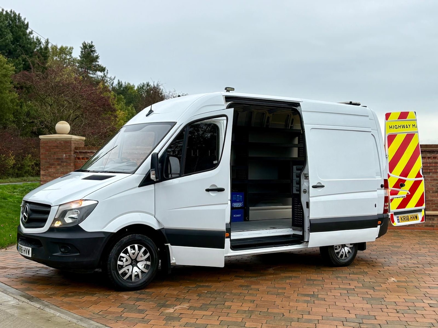 Used Mercedes-Benz Sprinter 2018 for sale - 76555609: Photo 2