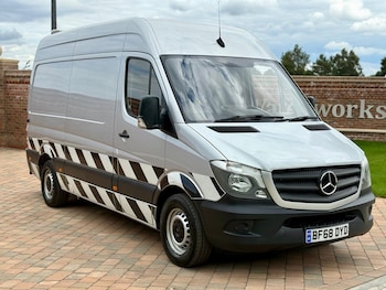 Used Mercedes-Benz Sprinter 2018 for sale - 75452448: Photo