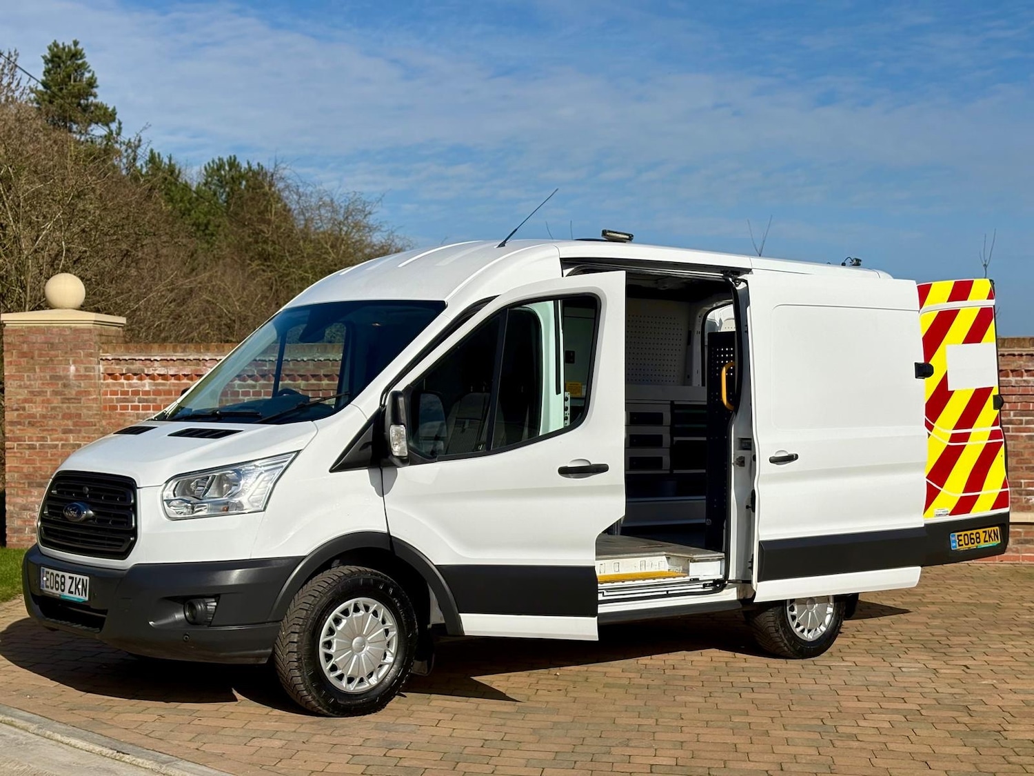 Used Ford Transit 2018 for sale - 77730144: Photo 2