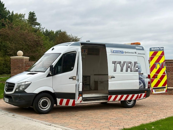 Used Mercedes-Benz Sprinter 2013 for sale - 76198332: Photo 2