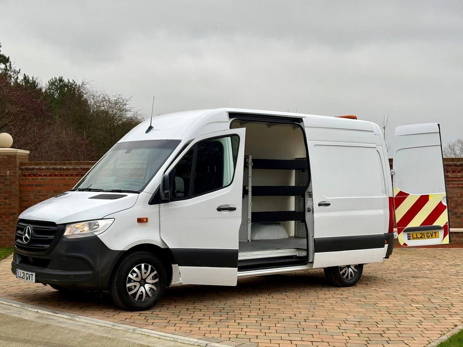 Used Mercedes-Benz Sprinter 2021 for sale - 77047894: Photo 2