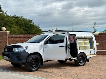 Used Toyota Hilux 2018 for sale - 78882595: Photo