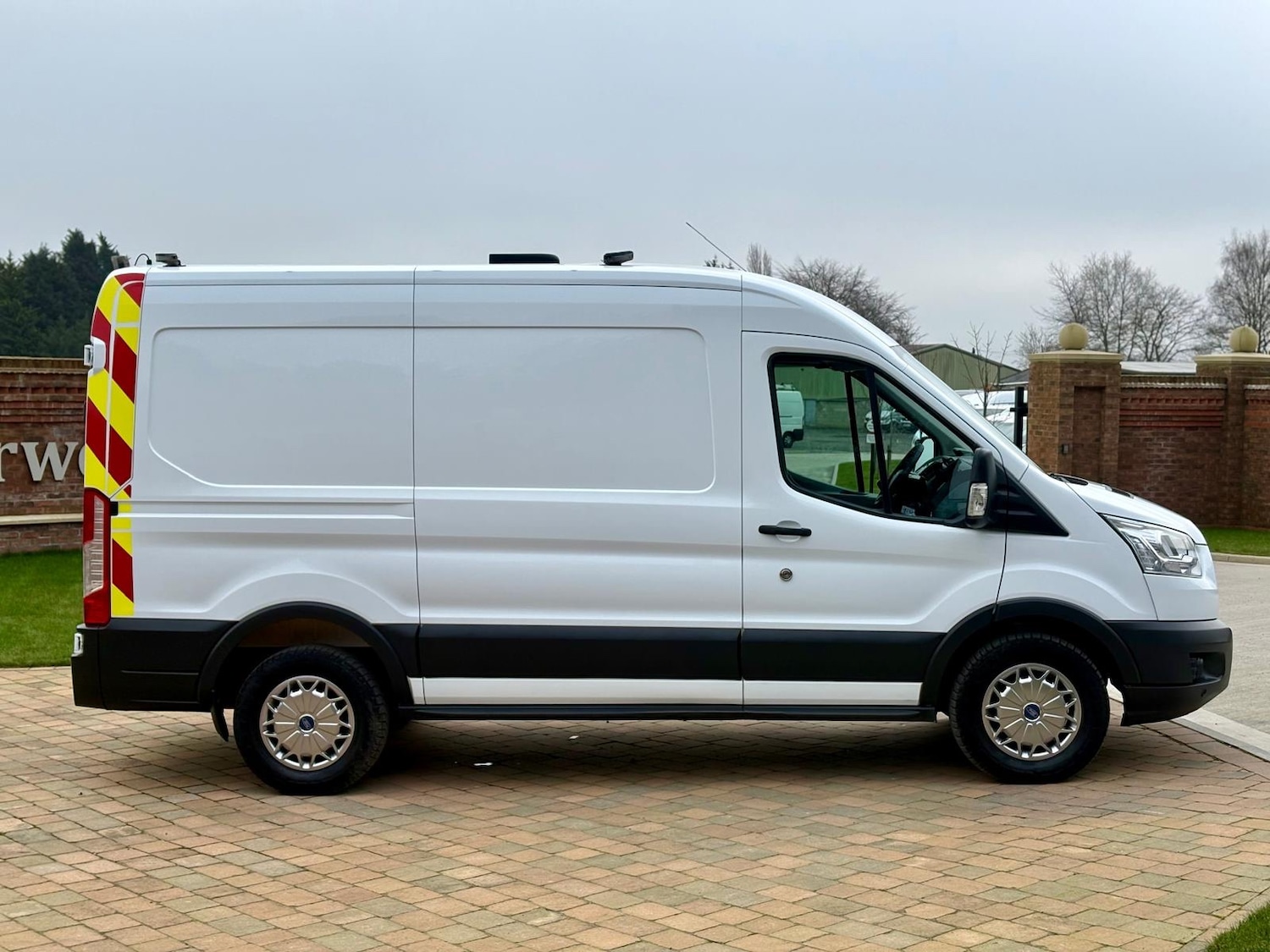 Used Ford Transit 2019 for sale - 77760422: Photo 2