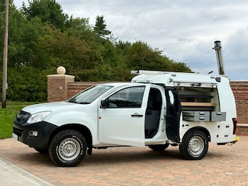 Used Isuzu D-Max 2016 for sale - 75413313: Photo