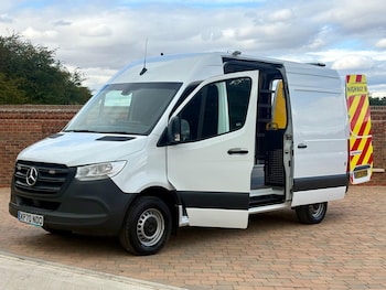 Used Mercedes-Benz Sprinter 2020 for sale - 79369626: Photo