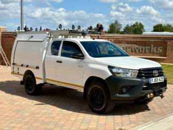 Used Toyota Hilux 2020 for sale - 74736519: Photo
