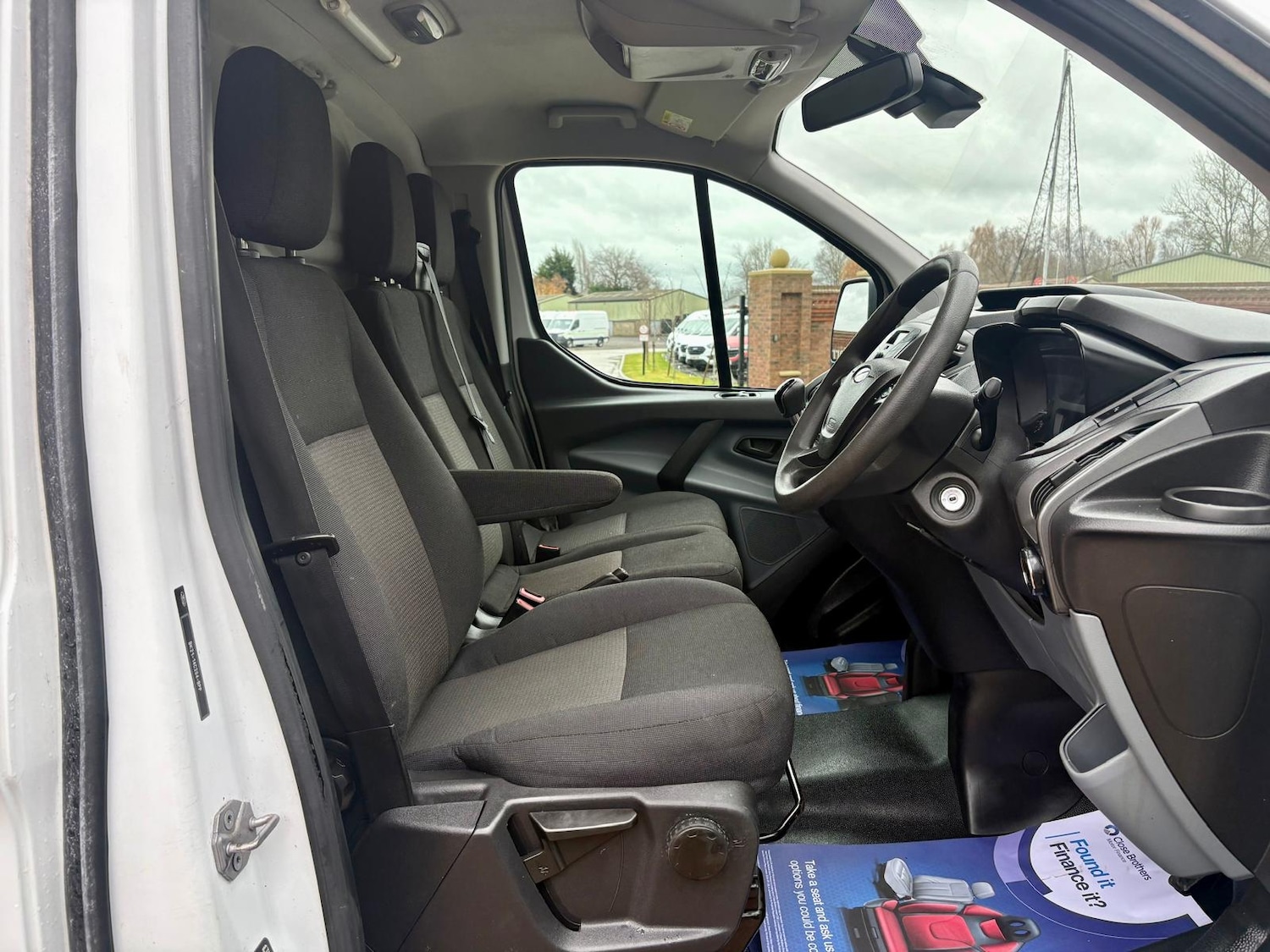 Used Ford Transit Custom 2015 for sale - 76885261: Photo 11