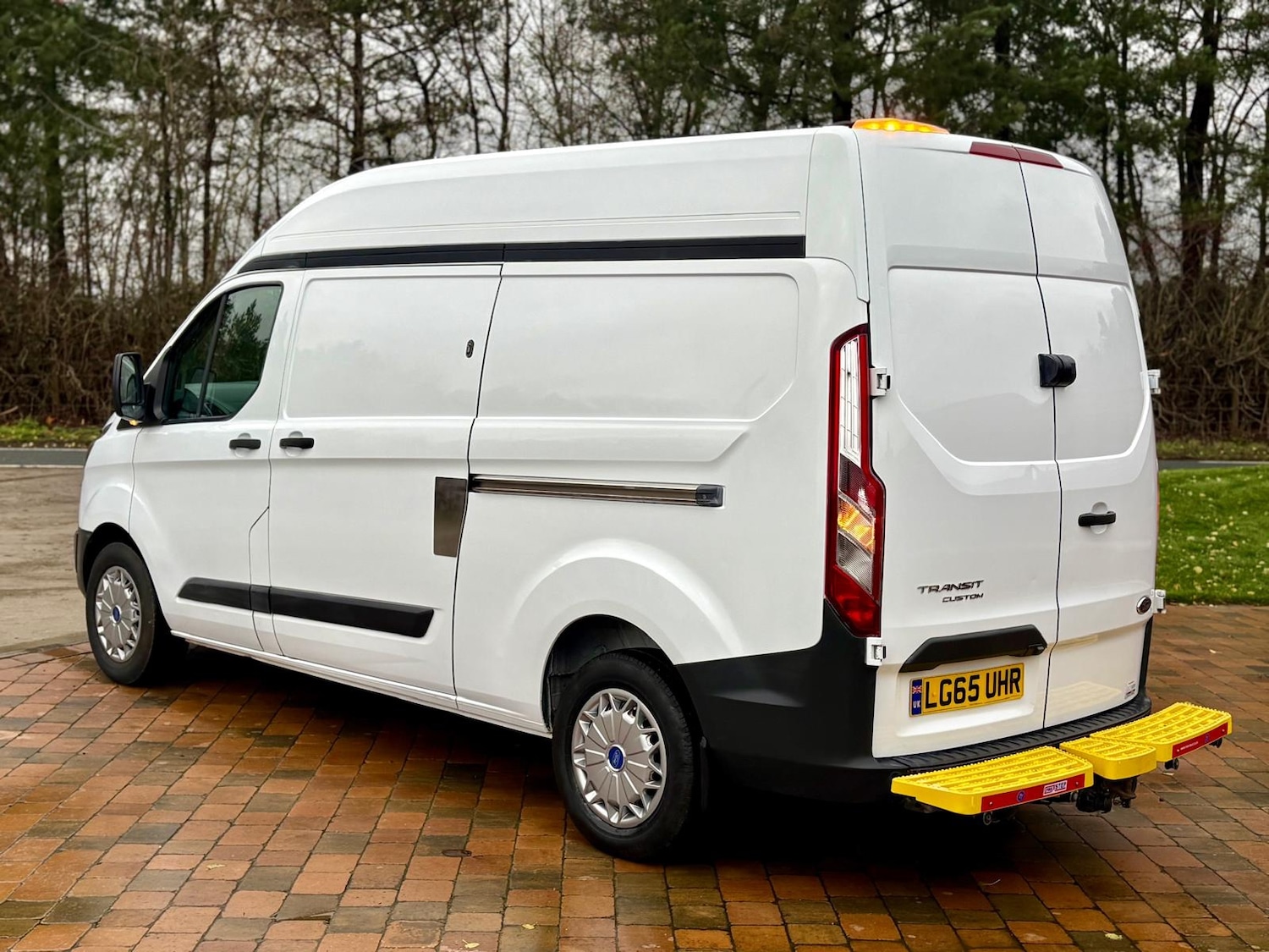 Used Ford Transit Custom 2015 for sale - 76885261: Photo 5