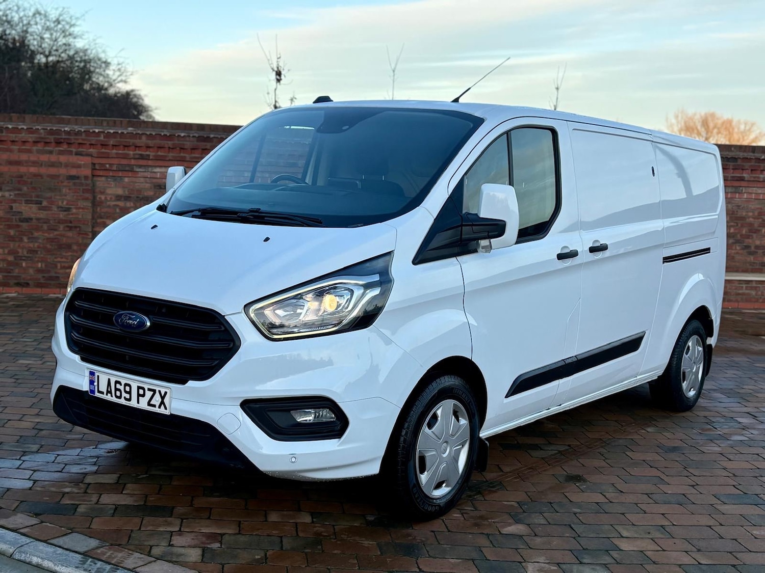 Used Ford Transit Custom 2020 for sale - 77049124: Photo 4