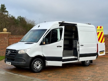 Used Mercedes-Benz Sprinter 2019 for sale - 77225400: Photo