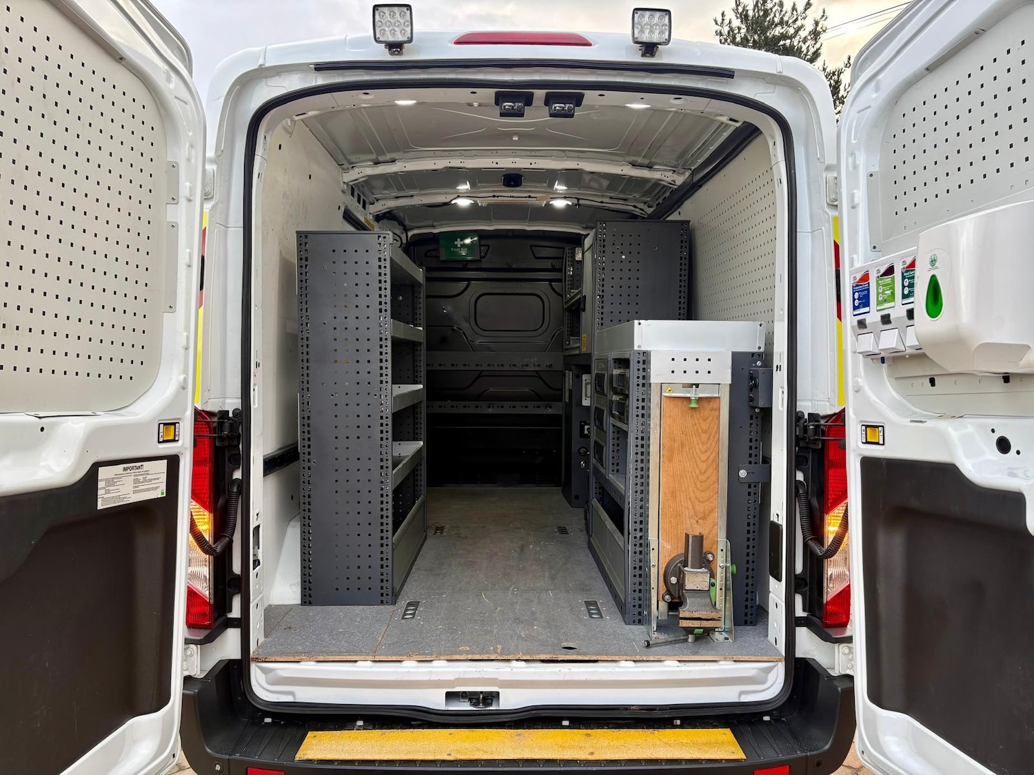 Used Ford Transit 2018 for sale - 77935401: Photo 11