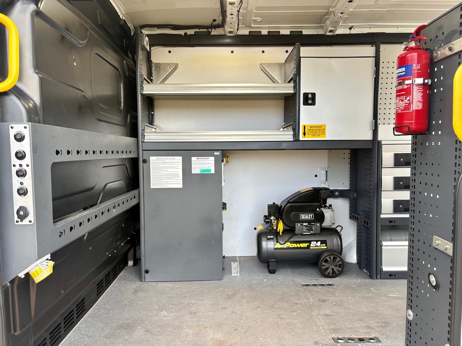 Used Ford Transit 2018 for sale - 77935401: Photo 8