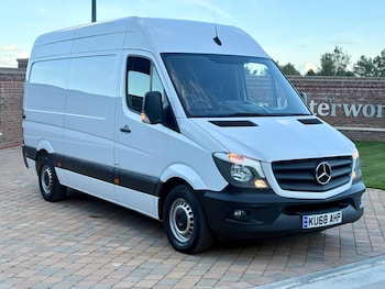 Used Mercedes-Benz Sprinter 2018 for sale - 76100186: Photo