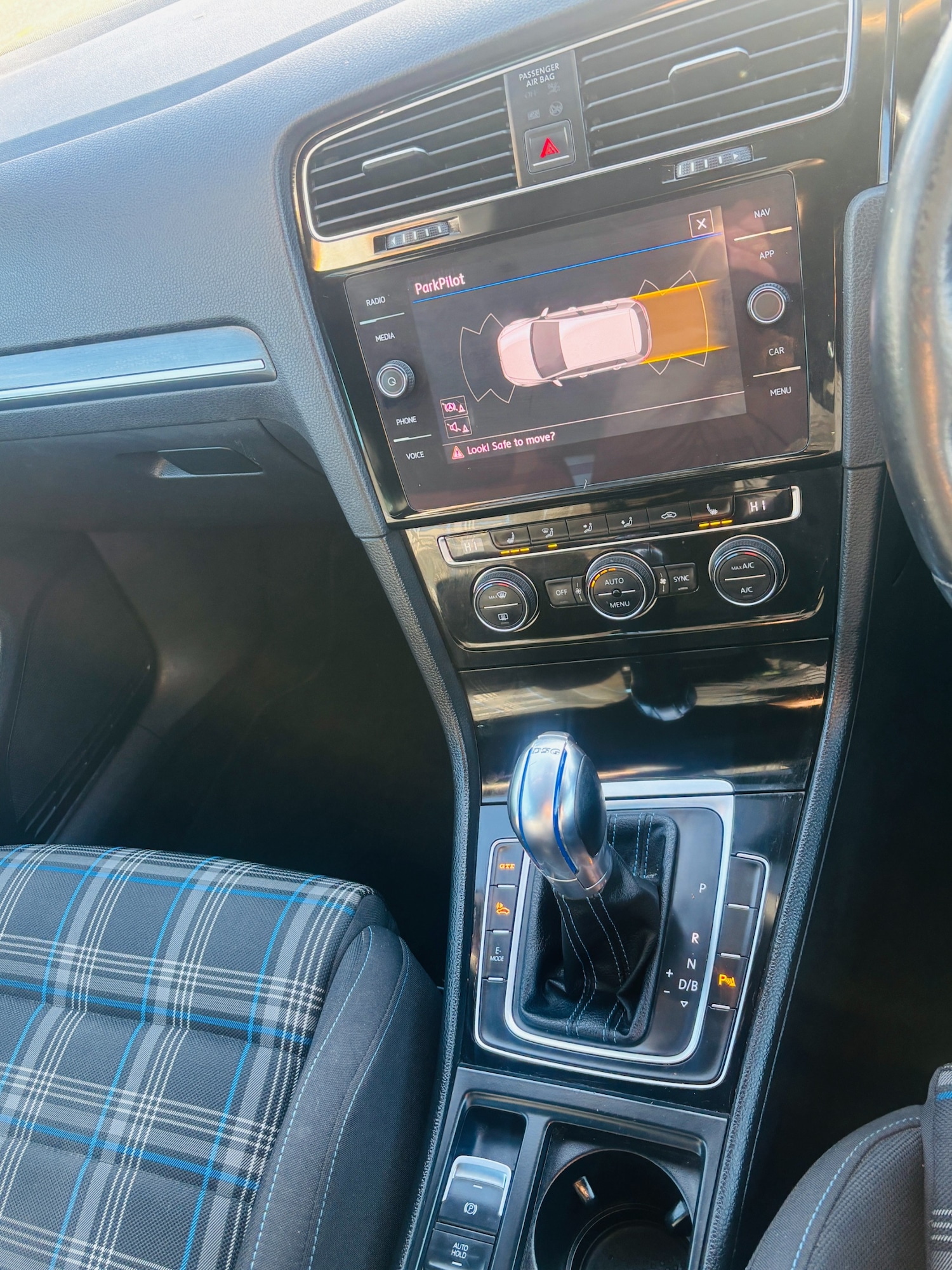 Used Volkswagen Golf 2017 for sale - 77378817: Photo 13