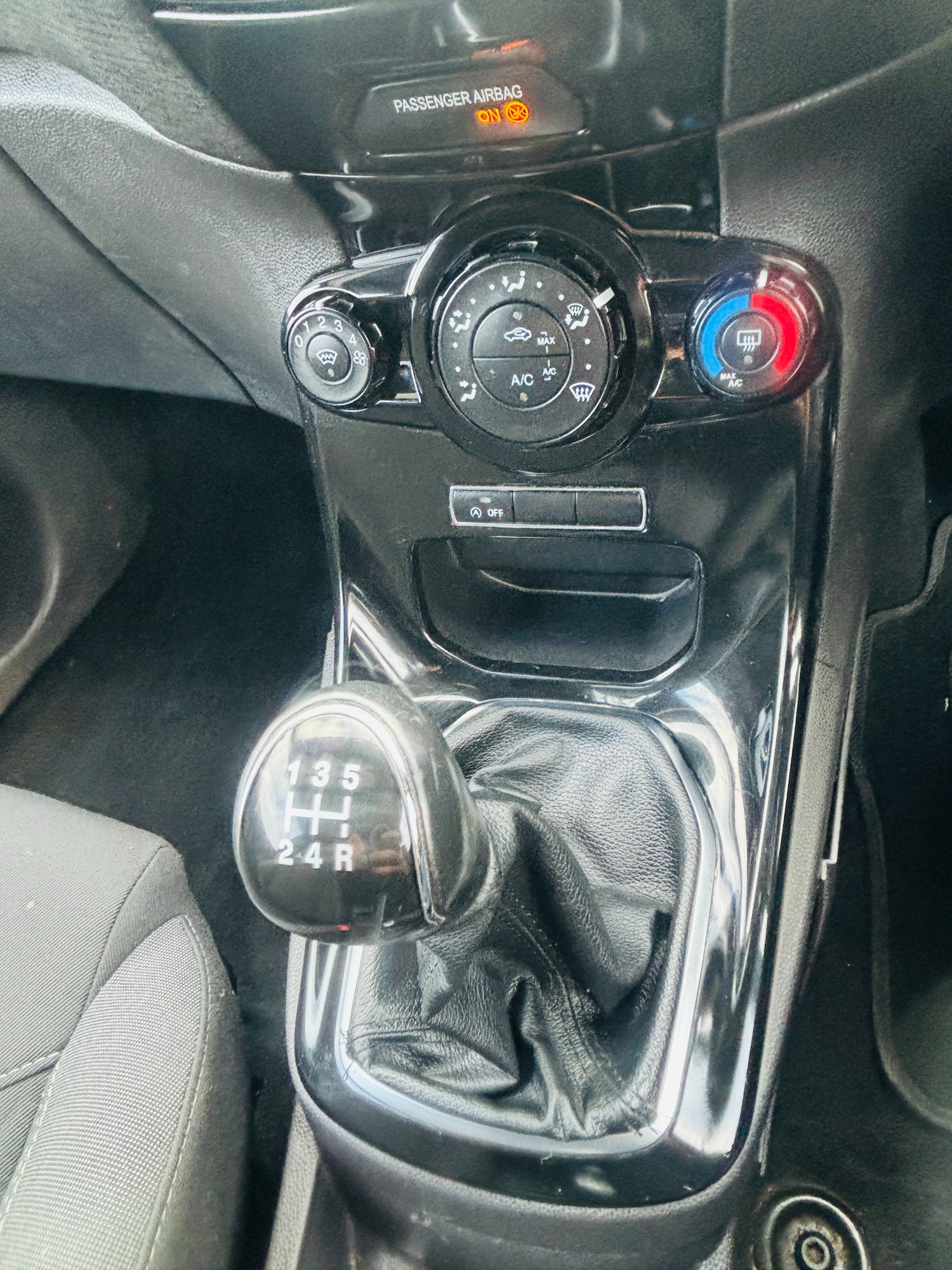 Used Ford Fiesta 2015 for sale - 77378129: Photo 11