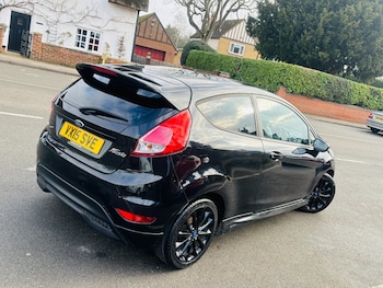 Used Ford Fiesta 2015 for sale - 77378129: Photo