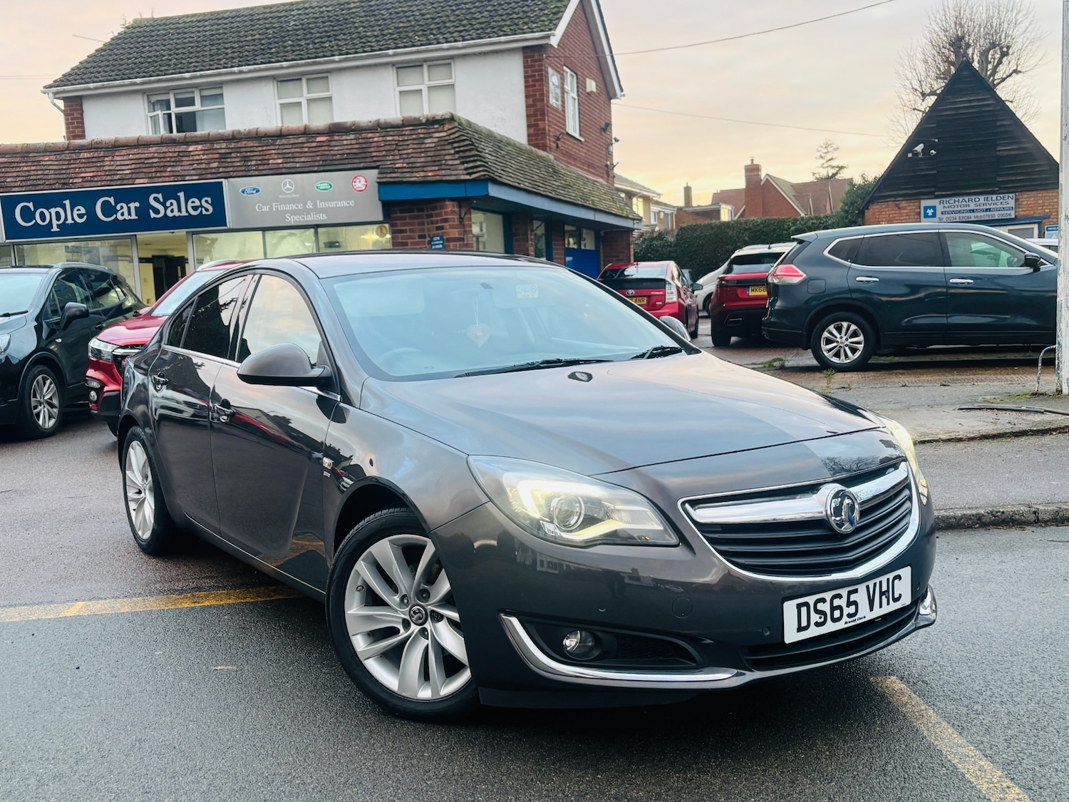 Used Vauxhall Insignia 2015 for sale - 77271404: Photo 1