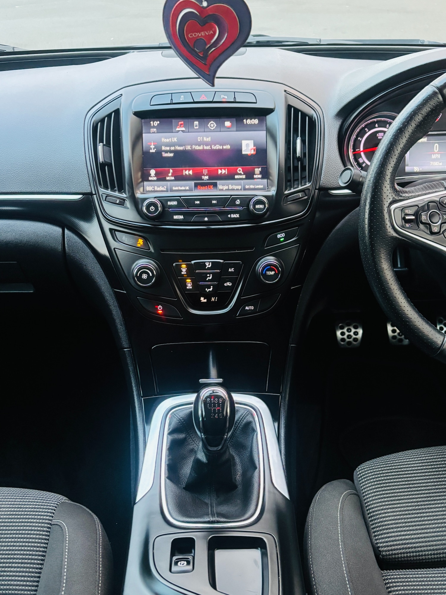 Used Vauxhall Insignia 2015 for sale - 77271404: Photo 10